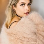 From Amateur to Webcam Model: My Journey with ZoeQuinn