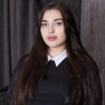 from-amateur-to-webcam-model-taliatrams-journey
