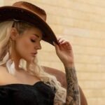 from-amateur-to-webcam-model-tefyjones-journey-1