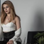 From Amateur to Webcam Model: The KatyHaynes Story