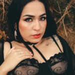 from-amateur-to-webcam-model-the-rise-of-kimmirose-1