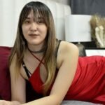 From Hobby to Career: The Rise of Amateur Webcam Model Helen Rogers