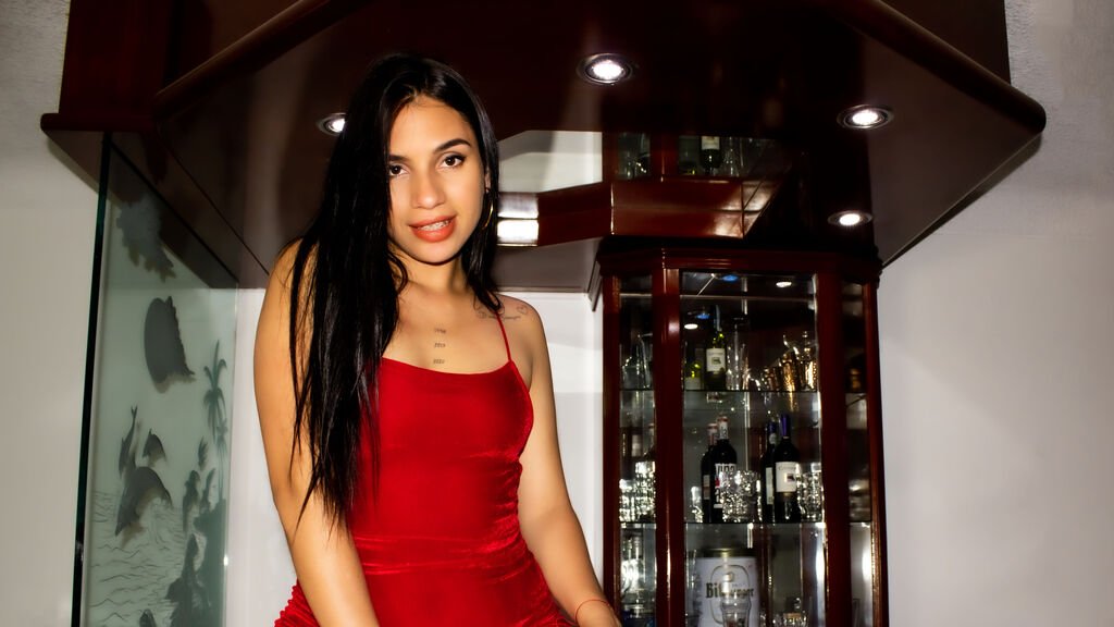 from-hobby-to-career-the-rise-of-amateur-webcam-model-ireneline