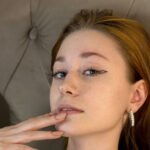From Hobby to Career: The Rise of Amateur Webcam Model JuliaWalles