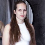 From Hobby to Success: The Amateur Webcam Model Journey of ElisaSans