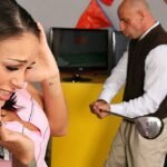 golf-swing-secrets-with-angelina-barry