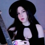 KimHloya’s Amateur Webcam Model Adventures