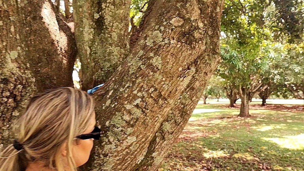 luna-oliveiras-risky-public-encounter