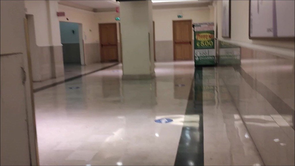 my-favorite-malls-restroom-review