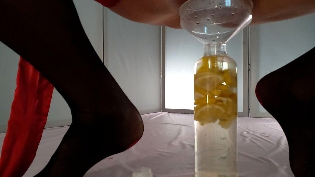 my-pissing-collection-11-scenes-part-2-1