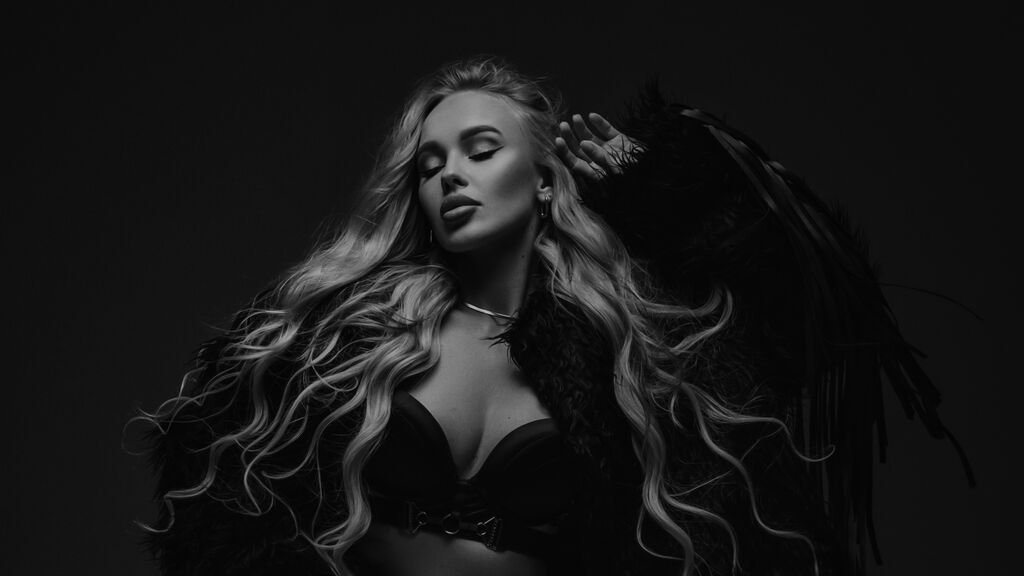 AdairMistress: Your Screens New Obsession AdairMistress: Your Screens New Obsession