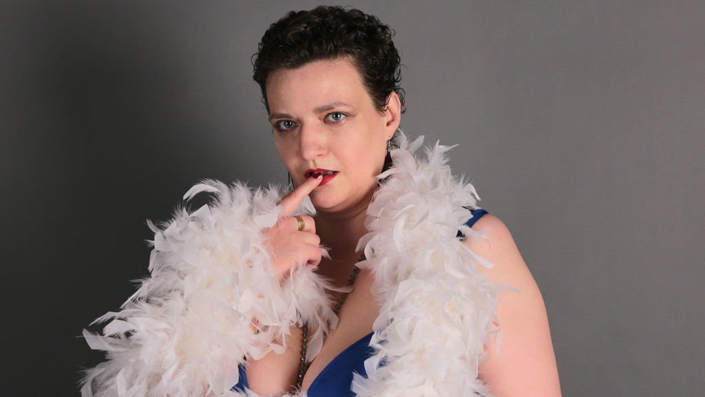 AdelineStivens' Amateur Webcam Model Adventures AdelineStivens’ Amateur Webcam Model Adventures