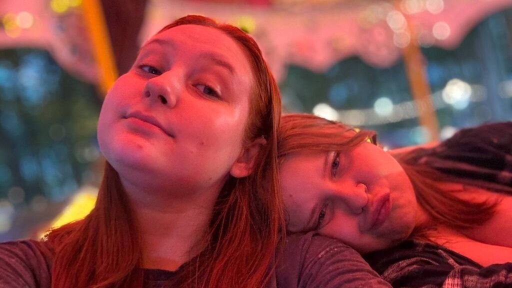 AliceAndAnnas Digital Double Act AliceAndAnnas Digital Double Act