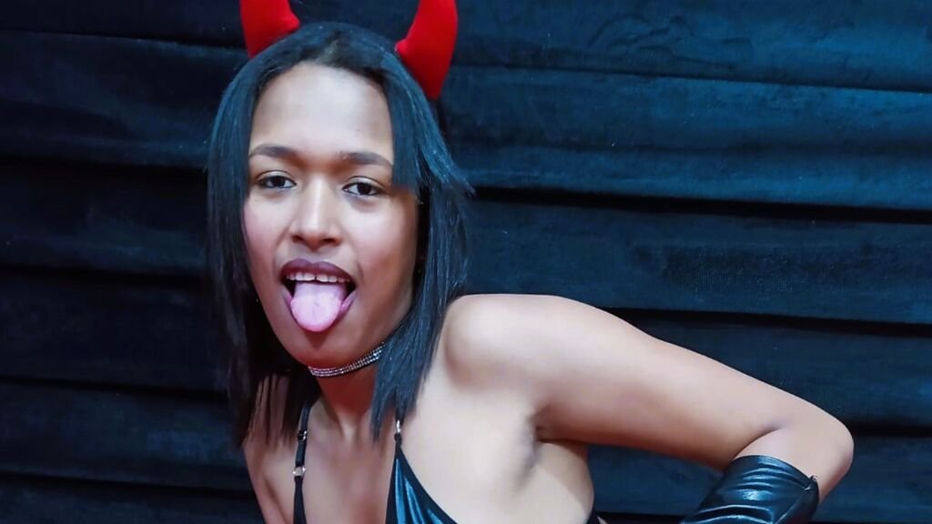 AliceThopsom’s Amateur Webcam Model Adventures