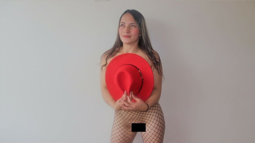 Amanda Clous' Journey as an Amateur Webcam Model Amanda Clous’ Journey as an Amateur Webcam Model