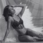 amateur webcam model aitanavelez shares her passionate performance