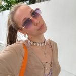 amateur webcam model alexaharmon shares her passion for online performances