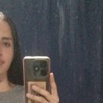 amateur webcam model aliceprince shares her passionate performances