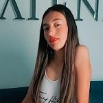 amateur webcam model anahi rivas takes center stage