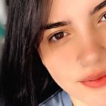 amateur webcam model andreinapetit shares her passion