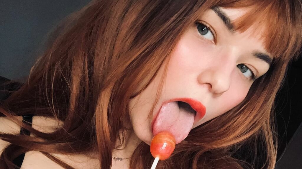 Amateur Webcam Model AngieRoss Shares Her Passionate Performance Amateur Webcam Model AngieRoss Shares Her Passionate Performance