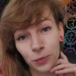 amateur webcam model beauty baylee shares her passion for camming