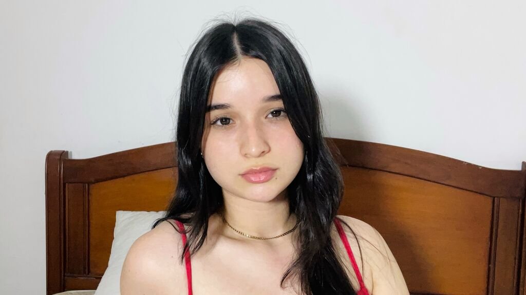 Amateur Webcam Model DaniaRosee Shares Her Passionate Performance Amateur Webcam Model DaniaRosee Shares Her Passionate Performance