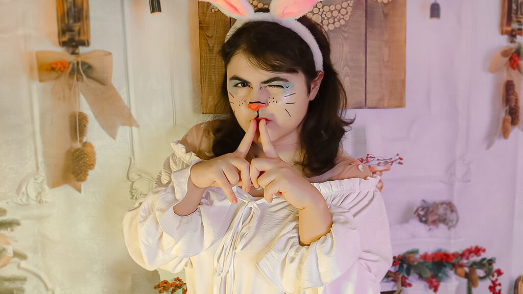 Amateur Webcam Model DoriSchmidt Shares Her Passionate Performances Amateur Webcam Model DoriSchmidt Shares Her Passionate Performances