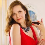 amateur webcam model elisebaker shares her unique perspective