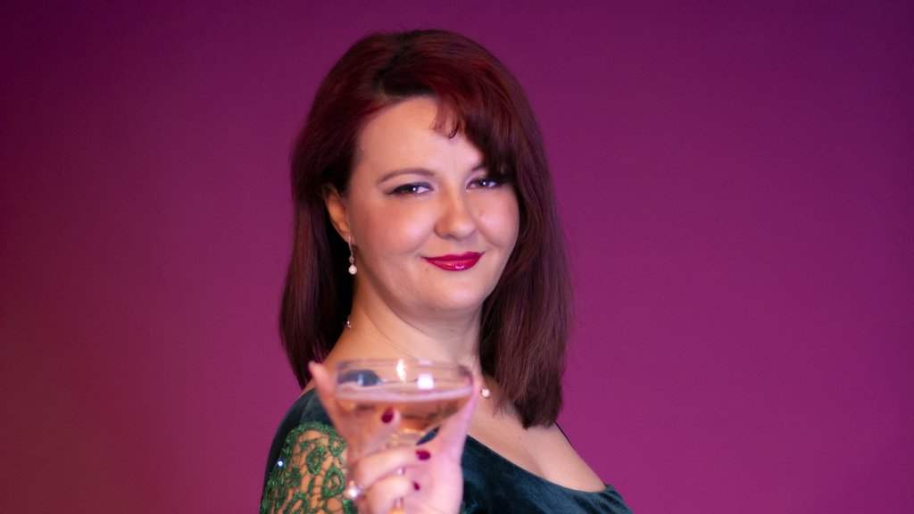 Amateur Webcam Model EllisaMelody Shares Her Passionate Performance Amateur Webcam Model EllisaMelody Shares Her Passionate Performance