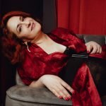 amateur webcam model finds success with arielsharp