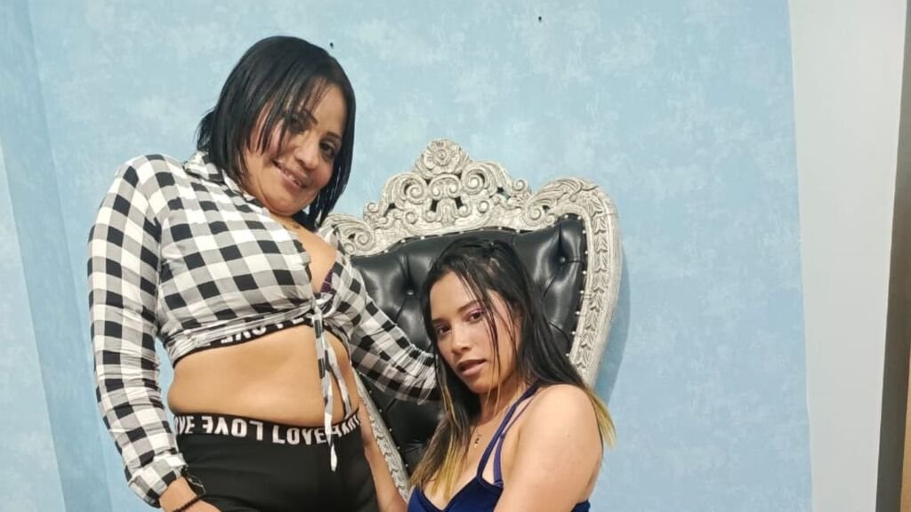 amateur webcam model finds success with katyandlaksmy