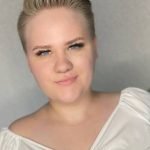 amateur webcam model finds success with willowperson