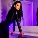 amateur webcam model gisellemurre shares her unique talents