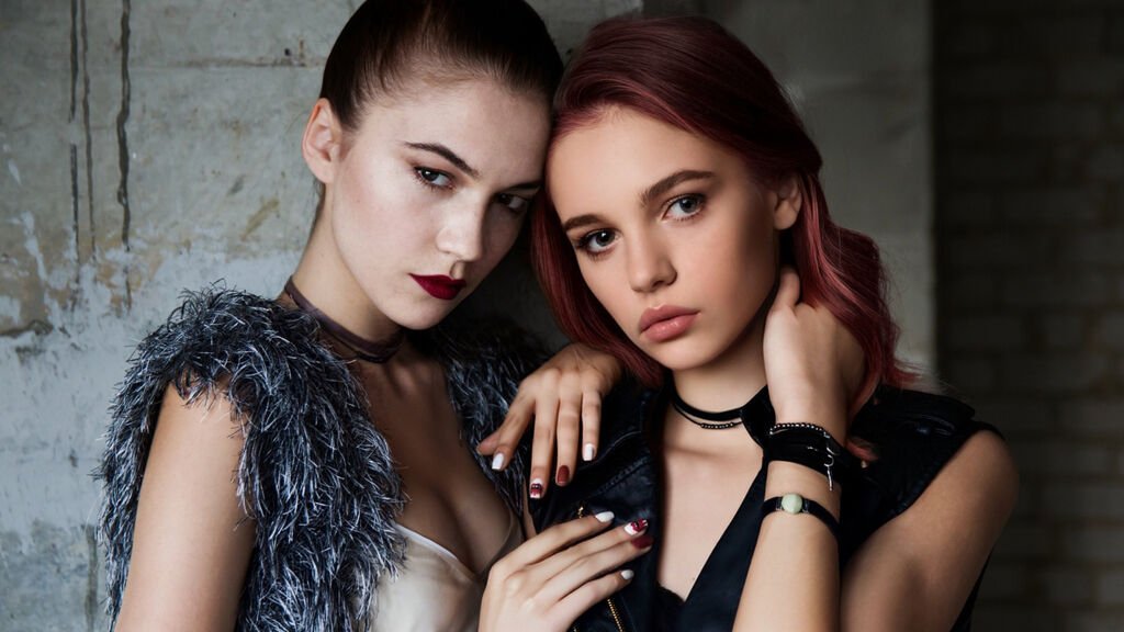 Amateur Webcam Model IndraEmelly Shares Her Passionate Performance Amateur Webcam Model IndraEmelly Shares Her Passionate Performance