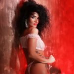 amateur webcam model kaelyneve shares her passionate performances