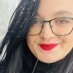 amateur webcam model kairahelena shares her passionate performances