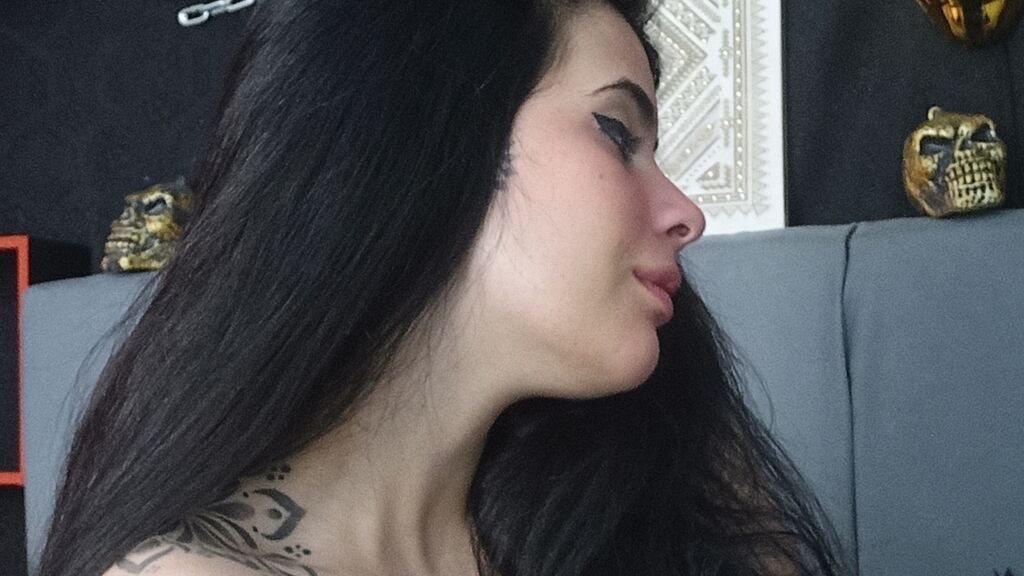 Amateur Webcam Model KrystinBrown Shares Her Passionate Performances Amateur Webcam Model KrystinBrown Shares Her Passionate Performances