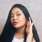 amateur webcam model linavinos shares her passionate performances