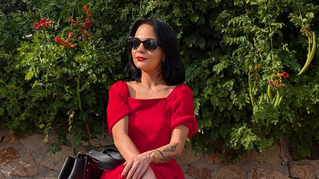 Amateur Webcam Model LuanaHernandez Shares Her Passionate Performance Amateur Webcam Model LuanaHernandez Shares Her Passionate Performance