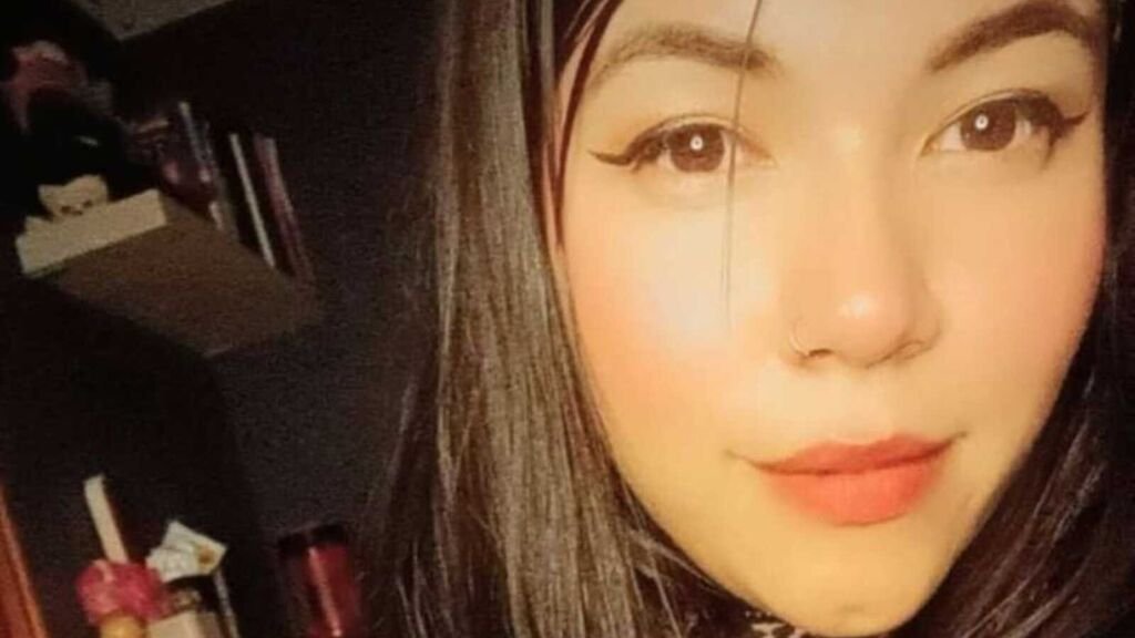 amateur webcam model lucyheit shares her unique perspective