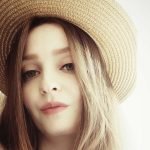 Amateur Webcam Model MalvinkaAlinka Shares Her Passionate Performance