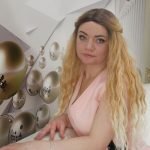 amateur webcam model mariaharis shares her passionate performances