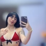 amateur webcam model miacharlothe shares her unique perspective
