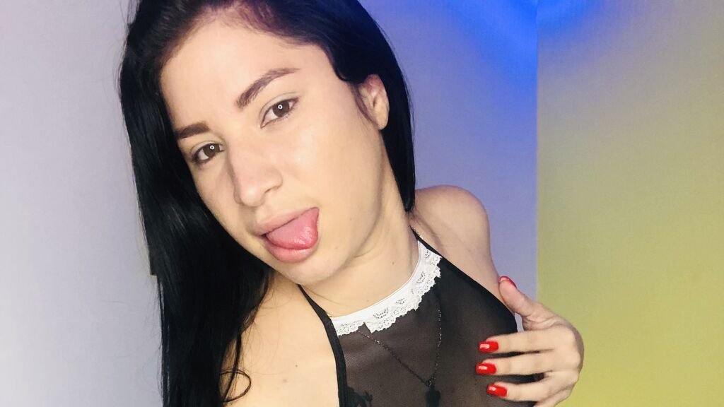 Amateur Webcam Model NaomiSkinny Shares Her Unfiltered Experience Amateur Webcam Model NaomiSkinny Shares Her Unfiltered Experience