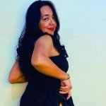 amateur webcam model oliviawhatson shares her passionate performances