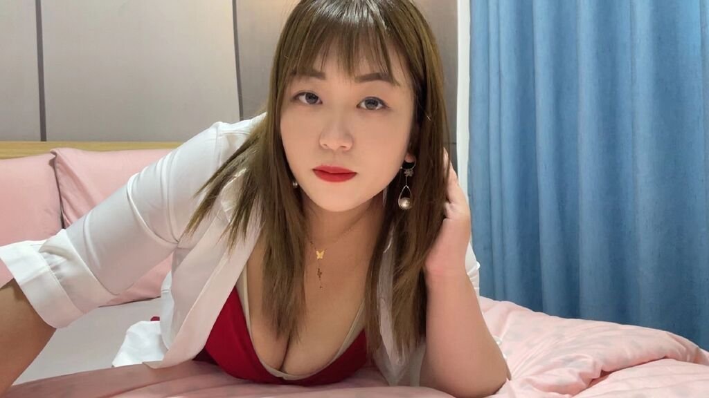 Amateur Webcam Model RoseMaryly Shares Her Passionate Performances Amateur Webcam Model RoseMaryly Shares Her Passionate Performances