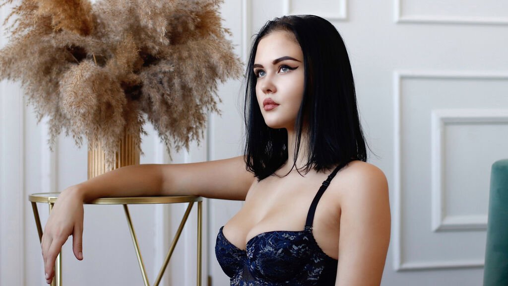 Amateur Webcam Model SofiaMonro Shares Her Passionate Performance Amateur Webcam Model SofiaMonro Shares Her Passionate Performance