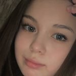 amateur webcam model vanessashiny shines online