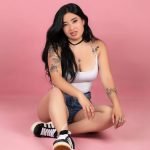 amateur webcam model vayolletking shares her unique experience